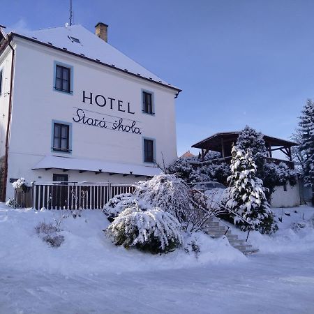 Hořice na Šumavě Hotel Stara Skola Na Sumave מראה חיצוני תמונה