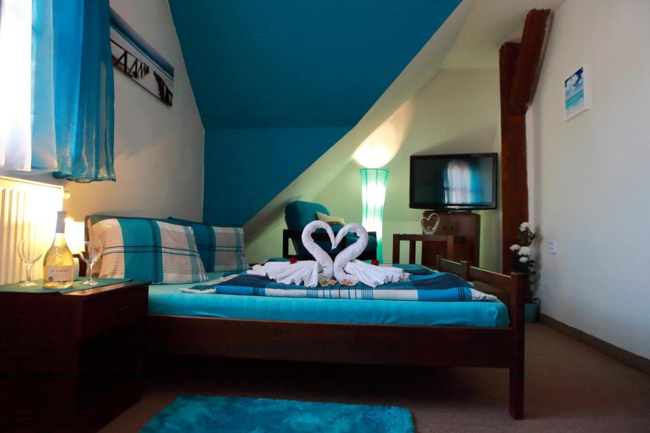 Hořice na Šumavě Hotel Stara Skola Na Sumave מראה חיצוני תמונה