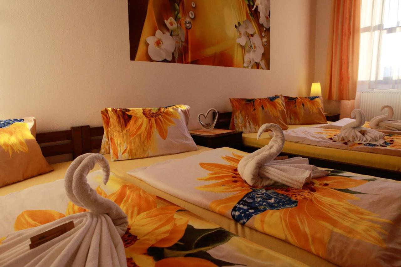 Hořice na Šumavě Hotel Stara Skola Na Sumave מראה חיצוני תמונה